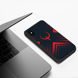Чехол iPhone XS Max матовый Красный символ Quake на темном фоне со стрелками, цвет: 3D-черный — фото 2