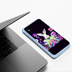Чехол iPhone XS Max матовый Кролик в цветах на черном фоне, цвет: 3D-голубой — фото 2