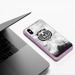 Чехол iPhone XS Max матовый Texture - медведь в ярости, цвет: 3D-сиреневый — фото 2