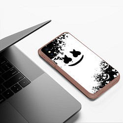 Чехол iPhone XS Max матовый Marshmello dj краски, цвет: 3D-коричневый — фото 2