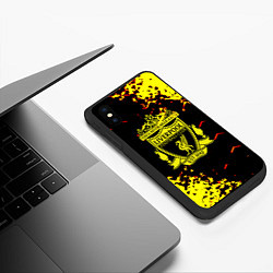 Чехол iPhone XS Max матовый Liverpool жёлтые краски текстура, цвет: 3D-черный — фото 2