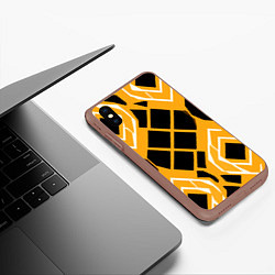 Чехол iPhone XS Max матовый Чёрные квадраты и белые полосы на оранжевом фоне, цвет: 3D-коричневый — фото 2