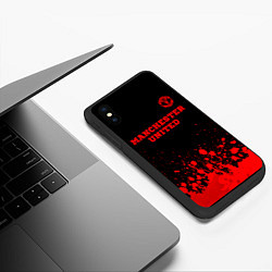 Чехол iPhone XS Max матовый Manchester United - red gradient посередине, цвет: 3D-черный — фото 2