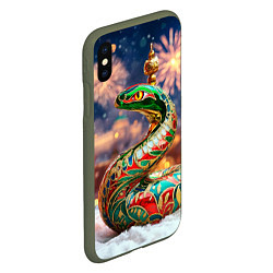 Чехол iPhone XS Max матовый Змея на фоне новогоднего кремля, цвет: 3D-темно-зеленый — фото 2