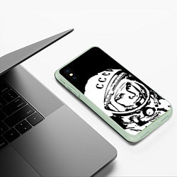 Чехол iPhone XS Max матовый Гагарин, цвет: 3D-салатовый — фото 2