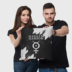 Подушка квадратная MARILYN MANSON М МЭНСОН, цвет: 3D-принт — фото 2