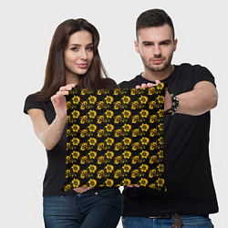 Подушка квадратная Хохломская роспись цветы на чёрном фоне, цвет: 3D-принт — фото 2