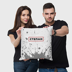 Подушка квадратная Степан - в красной рамке на светлом, цвет: 3D-принт — фото 2