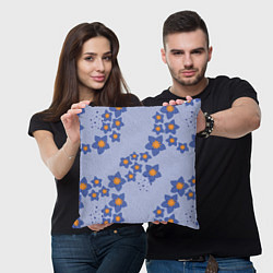 Подушка квадратная Узор из синих цветов на сиреневом фоне, цвет: 3D-принт — фото 2