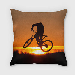 Подушка квадратная Велосипедист на закате, цвет: 3D-принт