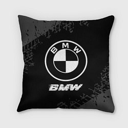 Подушка квадратная BMW speed на темном фоне со следами шин, цвет: 3D-принт