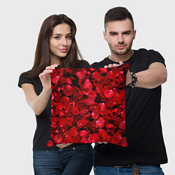 Подушка квадратная Лепестки алых роз, цвет: 3D-принт — фото 2