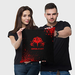 Подушка квадратная Король и Шут - red gradient, цвет: 3D-принт — фото 2