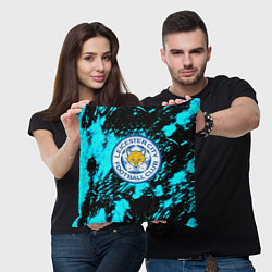 Подушка квадратная Лестер сити голубые краски, цвет: 3D-принт — фото 2