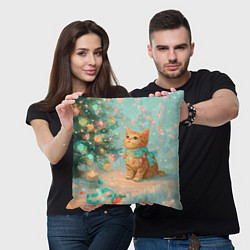 Подушка квадратная Милый рыжий котенок любуется елкой, цвет: 3D-принт — фото 2