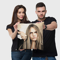 Подушка квадратная Cara Delevingne, цвет: 3D-принт — фото 2