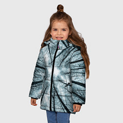 Куртка зимняя для девочки Деревья вид снизу мрачный, цвет: 3D-черный — фото 2