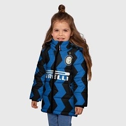 Куртка зимняя для девочки Лукаку 2021 Домашняя форма, цвет: 3D-черный — фото 2