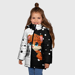Куртка зимняя для девочки ТИГРЁНОК НУ ТИПА МЯУ, цвет: 3D-черный — фото 2