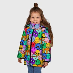 Куртка зимняя для девочки Sticker bombing смайлы маленькие, цвет: 3D-черный — фото 2