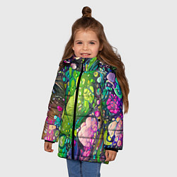 Куртка зимняя для девочки Токсичный принт, цвет: 3D-черный — фото 2