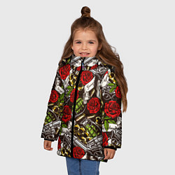 Куртка зимняя для девочки Мафия - кастеты, гранаты, пистолеты и розы, цвет: 3D-черный — фото 2