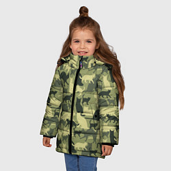 Куртка зимняя для девочки Кошачий камуфляж в зеленой гамме, цвет: 3D-красный — фото 2