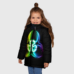 Куртка зимняя для девочки Biohazard - неоновый знак, цвет: 3D-светло-серый — фото 2