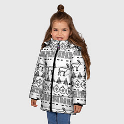 Куртка зимняя для девочки Черно-белый узор с оленями, цвет: 3D-черный — фото 2