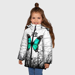 Куртка зимняя для девочки С бабочкой на фоне японского иероглифа, цвет: 3D-черный — фото 2