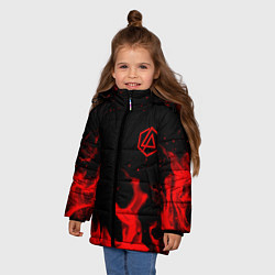 Куртка зимняя для девочки Linkin Park красный огонь лого, цвет: 3D-красный — фото 2