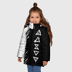 Куртка зимняя для девочки Ведьмачьи знаки с подтеками, цвет: 3D-черный — фото 2