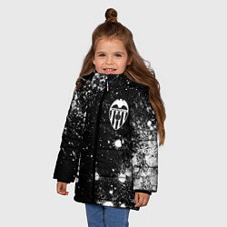 Куртка зимняя для девочки Valencia sport на темном фоне вертикально, цвет: 3D-черный — фото 2