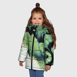 Куртка зимняя для девочки Зелено-черные пятна на светлом, цвет: 3D-черный — фото 2