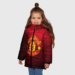 Куртка зимняя для девочки Манчестер Юнайтед, цвет: 3D-красный — фото 2