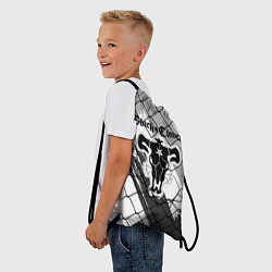 Рюкзак-мешок Чёрный клевер бык за решеткой, цвет: 3D-принт — фото 2
