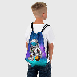 Рюкзак-мешок Космонавт играет планетой, цвет: 3D-принт — фото 2