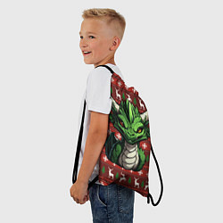 Рюкзак-мешок Зеленый дракон на новогоднем фоне, цвет: 3D-принт — фото 2