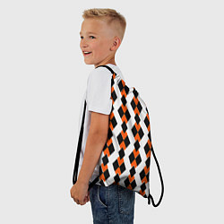 Рюкзак-мешок Чёрные и оранжевые ромбы на белом фоне, цвет: 3D-принт — фото 2