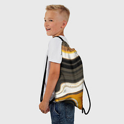 Рюкзак-мешок Волнистые чёрно-жёлтые полосы на белом фоне, цвет: 3D-принт — фото 2
