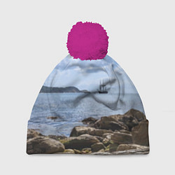 Шапка с помпоном Парусник на горизонте океана, цвет: 3D-малиновый