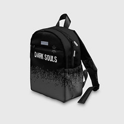 Детский рюкзак Dark Souls glitch на темном фоне: символ сверху, цвет: 3D-принт — фото 2