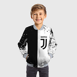 Бомбер детский Juventus краски текстура спорт, цвет: 3D-серый — фото 2