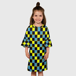 Платье клеш для девочки Желто-синий клетчатый яркий неоновый узор, цвет: 3D-принт — фото 2