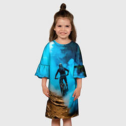 Платье клеш для девочки Горный велосипед и синий туман, цвет: 3D-принт — фото 2