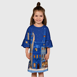 Платье клеш для девочки Синяя новогодняя елочка во дворе, цвет: 3D-принт — фото 2