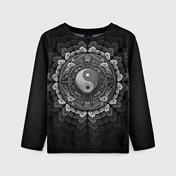 Детский лонгслив Инь-ян украшенный растительным орнаментом