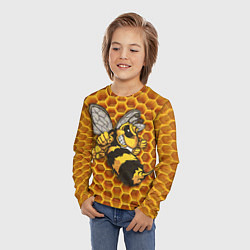 Лонгслив детский Шмель с жалом и кулаками абстрактный желтый фон со, цвет: 3D-принт — фото 2