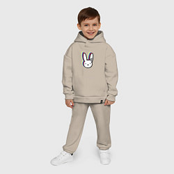 Детский костюм оверсайз Bad Bunny logo, цвет: миндальный — фото 2