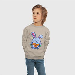 Свитшот хлопковый детский Кролик хрумает морковку, цвет: миндальный — фото 2